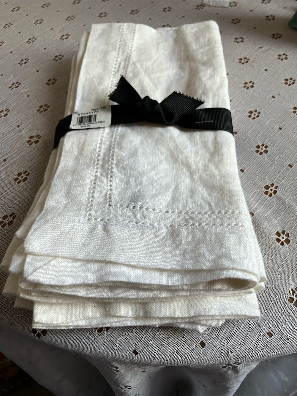 Soft White Linen Dinner Napkin Set - Classic Hemstitch